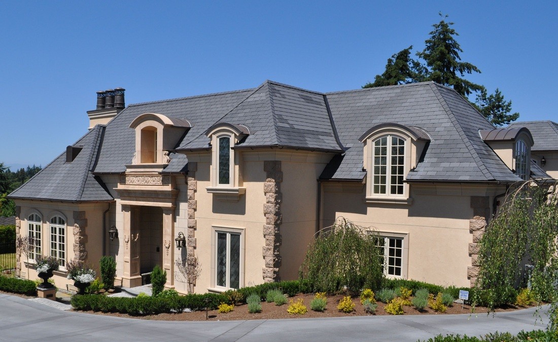 Modern Stucco & Stone Residence - Custom Architectural Exterior Finish